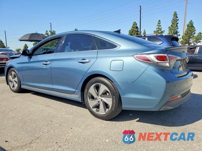 Drugie zdjęcie samochodu z przodu: 2016 HYUNDAI SONATA HYBRID LIMITED VIN:KMHE34L11GA009752 - miniatura