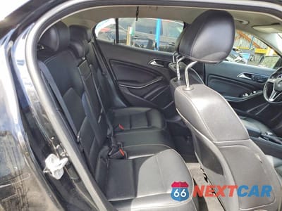 Zdjęcie 10 z 12 samochodu: 2015 MERCEDES-BENZ GLA 250 4MATIC VIN:WDCTG4GB2FJ119821 - miniatura