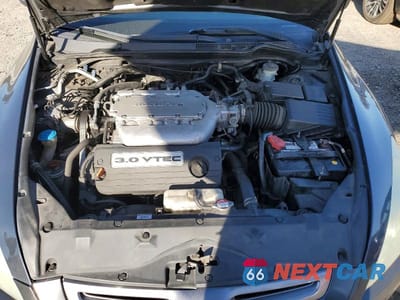 Zdjęcie 11 z 12 samochodu: 2004 HONDA ACCORD EX VIN:1HGCM66514A025126 - miniatura