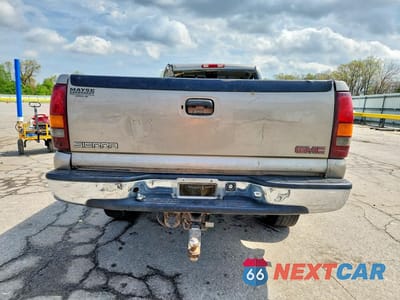 Zdjęcie 6 z 13 samochodu: 2001 GMC NEW SIERRA C2500 VIN:1GTGC24U51Z127452 - miniatura
