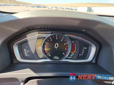 Zdjęcie 9 z 13 samochodu: 2015 VOLVO S60 PREMIER VIN:YV1612TKXF2361680 - miniatura
