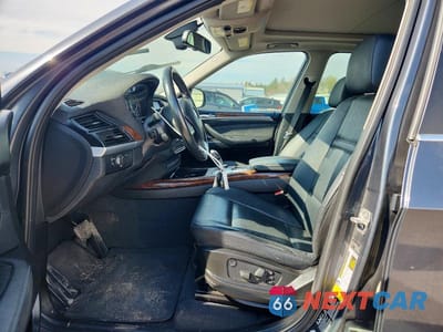 Zdjęcie 7 z 11 samochodu: 2013 BMW X5 XDRIVE35I VIN:5UXZV4C53D0B09115 - miniatura