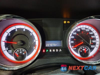 Zdjęcie 9 z 12 samochodu: 2013 DODGE GRAND CARAVAN SE VIN:2C4RDGBG4DR592688 - miniatura