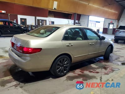 Trzecie zdjęcie samochodu z tyłu: 2005 HONDA ACCORD LX VIN:1HGCM56425A178326 - miniatura