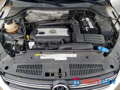 Zdjęcie 11 z 12 samochodu: 2014 VOLKSWAGEN TIGUAN S VIN:WVGAV3AX1EW593449 - miniatura