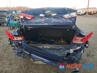 Zdjęcie 6 z 12 samochodu: 2018 KIA OPTIMA LX VIN:5XXGT4L31JG223618 - miniatura