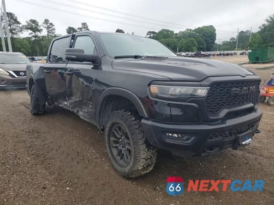 Czwarte zdjęcie samochodu z boku: 2025 RAM 1500 REBEL VIN:1C6SRFLP9SN618991 - miniatura