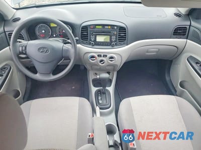 Zdjęcie 8 z 12 samochodu: 2009 HYUNDAI ACCENT GLS VIN:KMHCN46C09U297974 - miniatura