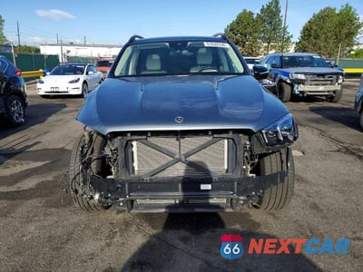Piąte zdjęcie samochodu w środku: 2023 MERCEDES-BENZ GLE 450 4MATIC VIN:4JGFB5KB8PA851494 - miniatura