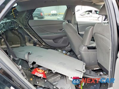 Zdjęcie 10 z 12 samochodu: 2023 HYUNDAI ELANTRA SEL VIN:KMHLM4AG3PU586910 - miniatura