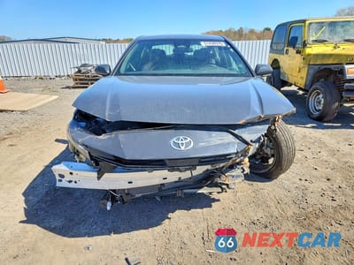 Piąte zdjęcie samochodu w środku: 2025 TOYOTA CAMRY SE VIN:4T1DAACK8SU131959 - miniatura