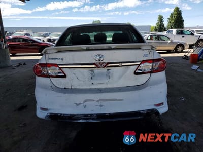 Zdjęcie 6 z 12 samochodu: 2013 TOYOTA COROLLA S VIN:2T1BU4EE1DC963509 - miniatura