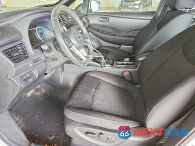 Zdjęcie 7 z 12 samochodu: 2018 NISSAN LEAF SV VIN:1N4AZ1CP3JC308259 - miniatura
