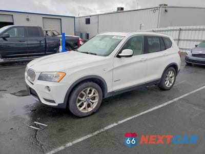 2011 BMW X3 XDRIVE35I 5UXWX7C57BL731188 - główne zdjęcie licytacji z USA - miniatura