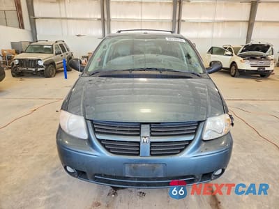 Piąte zdjęcie samochodu w środku: 2006 DODGE GRAND CARAVAN SXT VIN:2D4GP44L36R825277 - miniatura