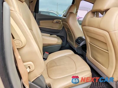 Zdjęcie 11 z 13 samochodu: 2012 CHEVROLET TRAVERSE LT VIN:1GNKVJED8CJ259398 - miniatura