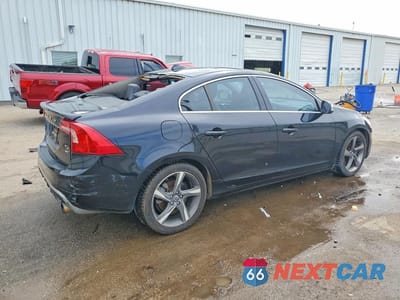 Trzecie zdjęcie samochodu z tyłu: 2013 VOLVO S60 T6 VIN:YV1902FH5D2187255 - miniatura