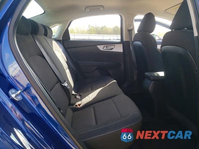 Zdjęcie 10 z 13 samochodu: 2024 KIA FORTE LXS VIN:3KPF24ADXRE804808 - miniatura
