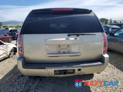 Zdjęcie 6 z 13 samochodu: 2010 GMC YUKON SLE VIN:1GKUCAE01AR250839 - miniatura