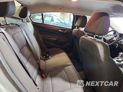 Zdjęcie 10 z 12 samochodu: 2017 CHEVROLET CRUZE LS VIN:1G1BC5SM5H7224888 - miniatura