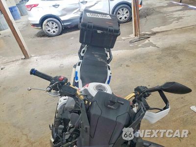 Piąte zdjęcie samochodu w środku: 2025 HONDA CRF1100 D4 VIN:JH2SD15E3SK100177 - miniatura