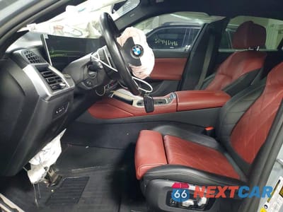 Zdjęcie 7 z 12 samochodu: 2024 BMW X6 M60I VIN:5UX43EX04R9T77479 - miniatura