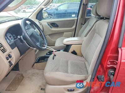 Zdjęcie 7 z 13 samochodu: 2003 FORD ESCAPE XLT VIN:1FMYU03193KD47519 - miniatura