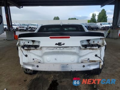 Zdjęcie 6 z 12 samochodu: 2018 CHEVROLET CAMARO SS VIN:1G1FE1R74J0113378 - miniatura