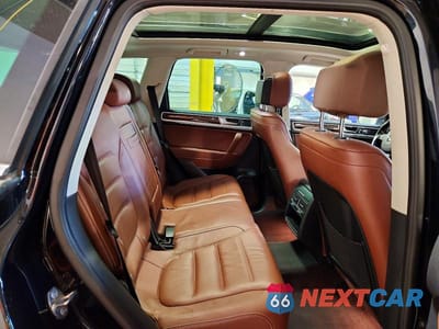 Zdjęcie 11 z 13 samochodu: 2016 VOLKSWAGEN TOUAREG SPORT VIN:WVGEF9BP8GD012463 - miniatura