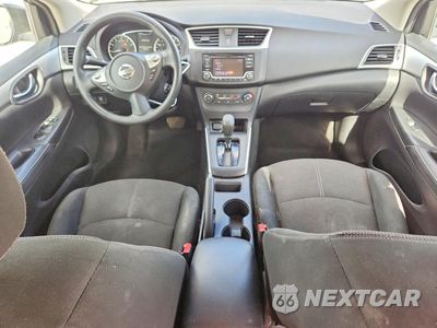 Zdjęcie 8 z 13 samochodu: 2018 NISSAN SENTRA S VIN:3N1AB7AP3JY319826 - miniatura