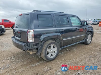 Trzecie zdjęcie samochodu z tyłu: 2010 JEEP PATRIOT SPORT VIN:1J4NT1GA7AD621211 - miniatura