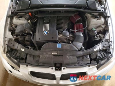 Zdjęcie 11 z 12 samochodu: 2010 BMW 335 XI VIN:WBAWC7C53AE271119 - miniatura