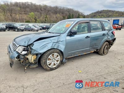 2010 SUBARU FORESTER 2.5X JF2SH6AC8AH723676 - główne zdjęcie licytacji z USA - miniatura
