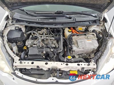 Zdjęcie 11 z 12 samochodu: 2012 TOYOTA PRIUS C THREE VIN:JTDKDTB38C1026463 - miniatura