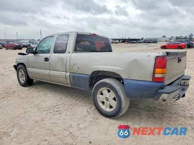 Drugie zdjęcie samochodu z przodu: 2002 CHEVROLET SILVERADO C1500 VIN:2GCEC19V621256880 - miniatura