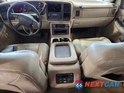 Zdjęcie 8 z 12 samochodu: 2005 CHEVROLET TAHOE K1500 VIN:1GNEK13T95R163915 - miniatura