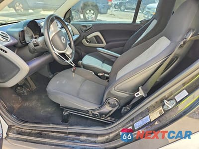 Zdjęcie 7 z 13 samochodu: 2013 SMART FORTWO PURE VIN:WMEEJ3BA8DK666805 - miniatura