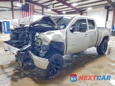 2008 GMC SIERRA K1500 2GTEK13M981123803 - główne zdjęcie licytacji z USA - miniatura