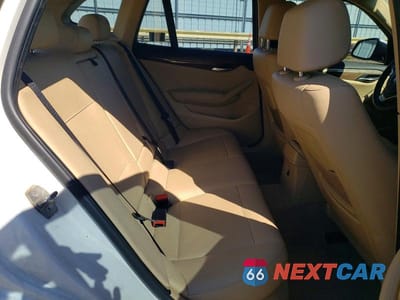 Zdjęcie 11 z 13 samochodu: 2015 BMW X1 XDRIVE28I VIN:WBAVL1C5XFVY25403 - miniatura