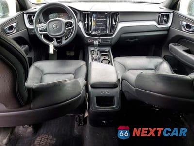 Zdjęcie 8 z 14 samochodu: 2020 VOLVO XC60 T5 MOMENTUM VIN:YV4102RK7L1435663 - miniatura