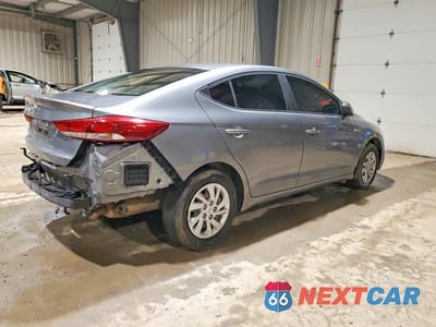 Trzecie zdjęcie samochodu z tyłu: 2018 HYUNDAI ELANTRA SE VIN:KMHD74LF2JU580944 - miniatura