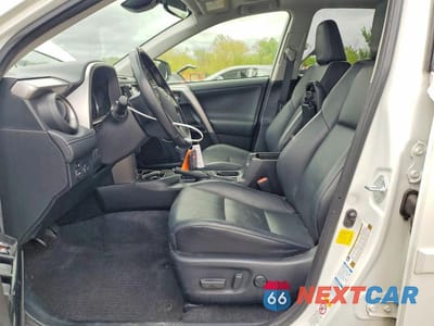Zdjęcie 7 z 14 samochodu: 2016 TOYOTA RAV4 LIMITED VIN:JTMDFREV1GD193612 - miniatura
