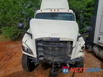 Zdjęcie 9 z 10 samochodu: 2023 FREIGHTLINER CASCADIA 126 SEMI TRUCK VIN:3AKJHLDV1PSNS4476 - miniatura