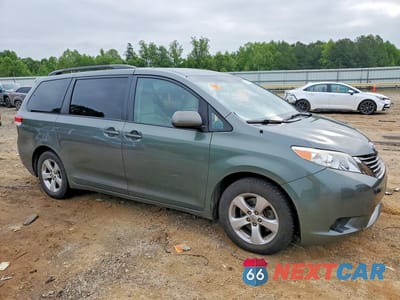 Czwarte zdjęcie samochodu z boku: 2014 TOYOTA SIENNA LE VIN:5TDKK3DC2ES476330 - miniatura