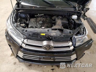 Zdjęcie 12 z 13 samochodu: 2019 TOYOTA HIGHLANDER LIMITED PLATINUM VIN:5TDDZRFH3KS992756 - miniatura