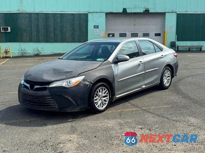 Drugie zdjęcie samochodu z przodu: 2017 TOYOTA CAMRY LE VIN:4T1BF1FK5HU719847 - miniatura