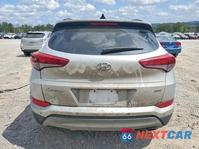 Zdjęcie 6 z 13 samochodu: 2018 HYUNDAI TUCSON VALUE VIN:KM8J3CA26JU714444 - miniatura