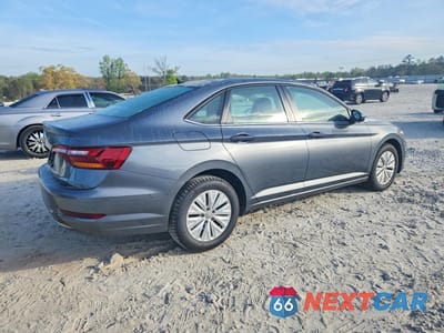 Trzecie zdjęcie samochodu z tyłu: 2019 VOLKSWAGEN JETTA S VIN:3VWC57BU9KM110596 - miniatura