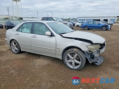 Czwarte zdjęcie samochodu z boku: 2004 LEXUS IS 300 VIN:JTHBD192340087663 - miniatura