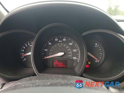 Zdjęcie 9 z 12 samochodu: 2013 KIA RIO LX VIN:KNADM4A35D6280150 - miniatura